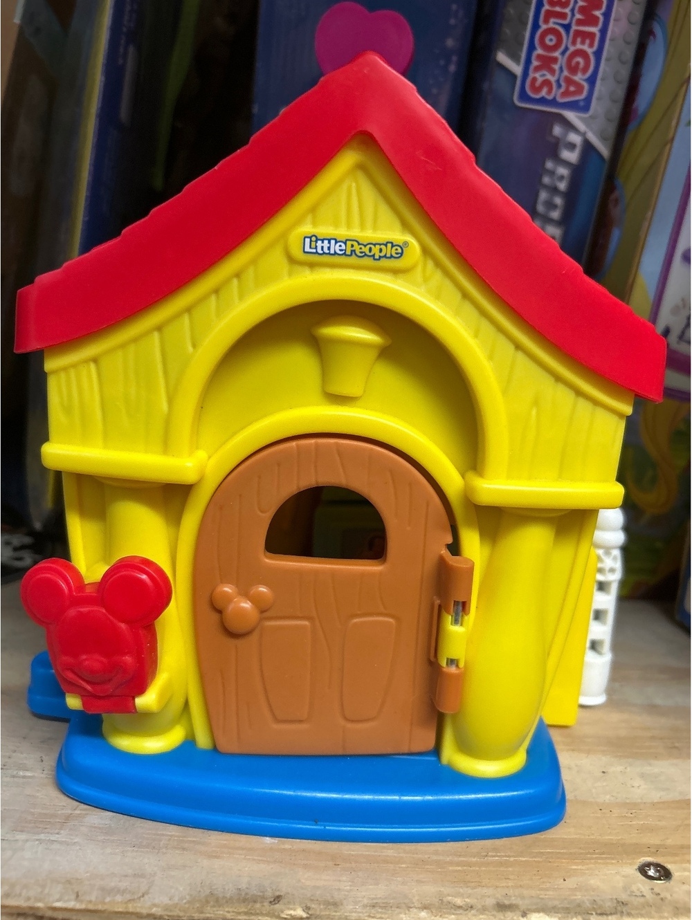 Mickey Mouse and Minnie mouse house Fisher-Price little people